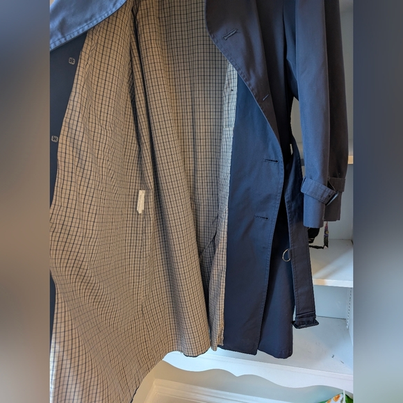 Vintage London Fog Trench Coat Lightweight Oversized Navy Plaid Lining Large 42R - Picture 14 of 15